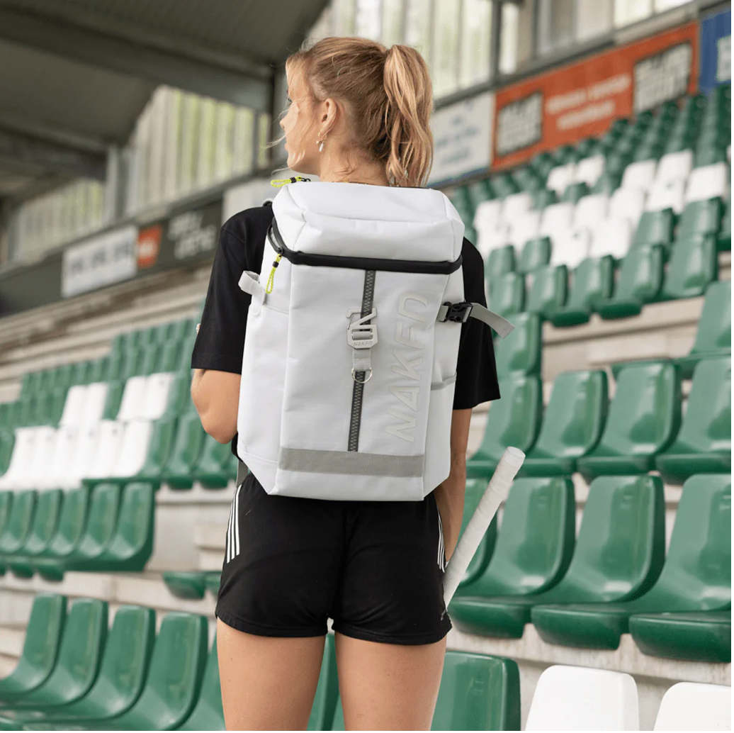 THE 20L BACKPACK - LIGHT GREY